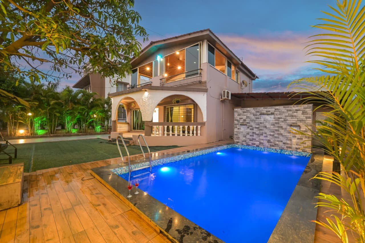 BLUE BELL VILLA